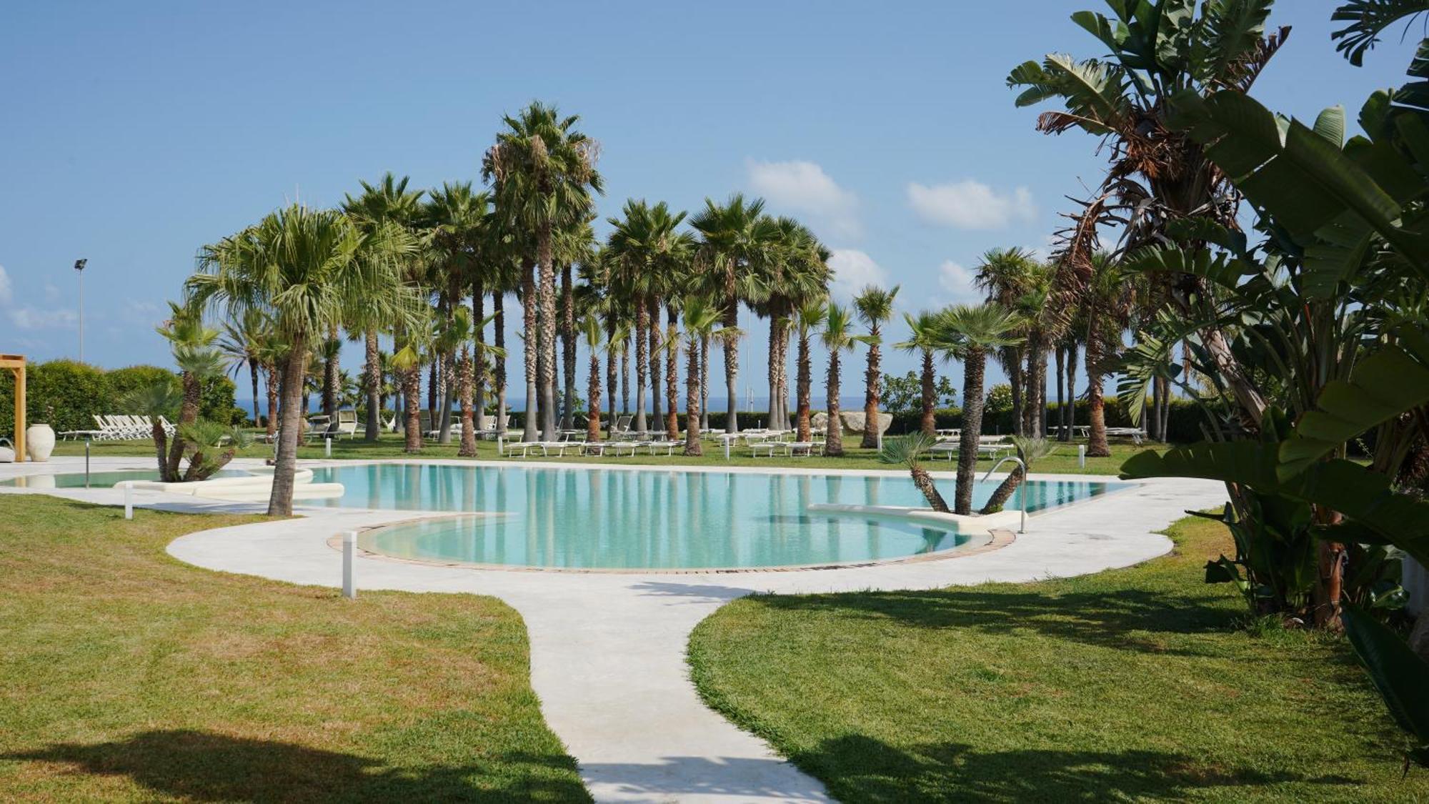 Infinity Resort Tropea Parghelia Bagian luar foto