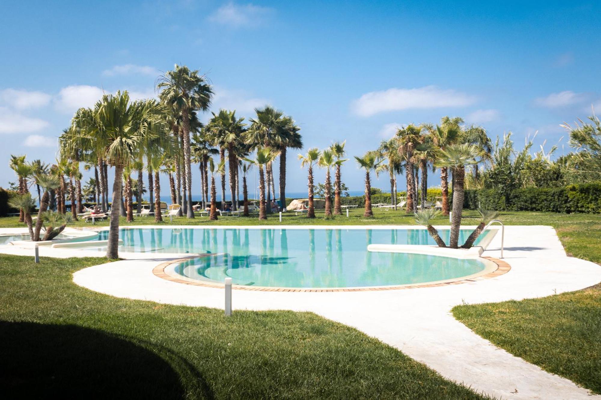 Infinity Resort Tropea Parghelia Bagian luar foto